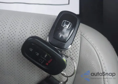 2022 Honda Civic Sport Touring z USA, uszkodzony, nr VIN 19XFL1H87NE022366